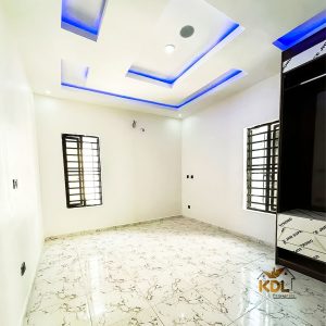 Very Spacious 4 Bedroom Fully Detached Duplex with BQ